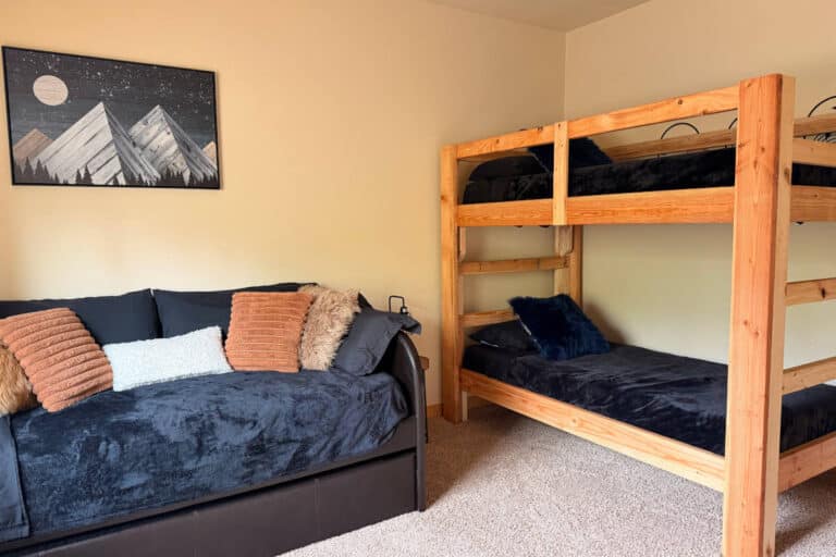 freebird valley shared dorm